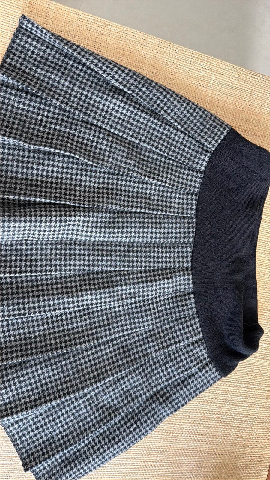 Houndstooth Pleated Skirt thumbnail 2