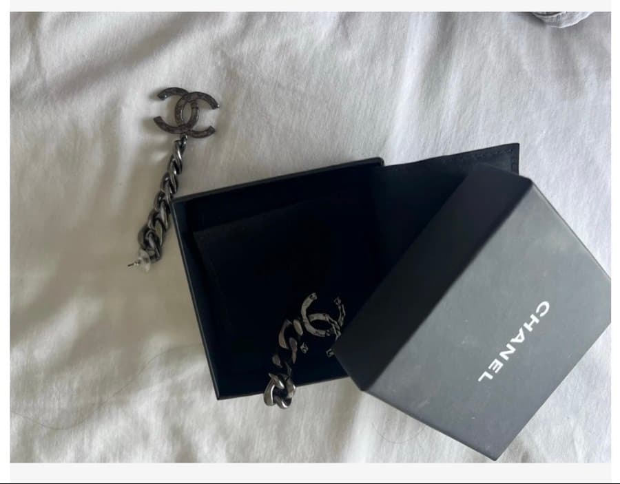 Chanel CC Chain Earrings thumbnail 3