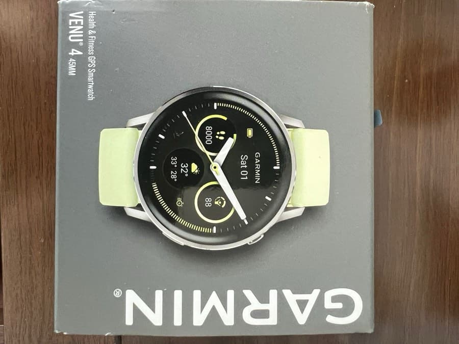 Garmin Venu 4 Smartwatch