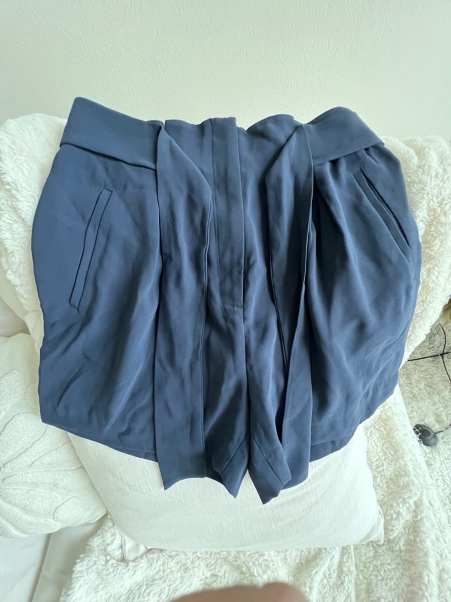 Navy Blue Tie-Waist Shorts thumbnail 2