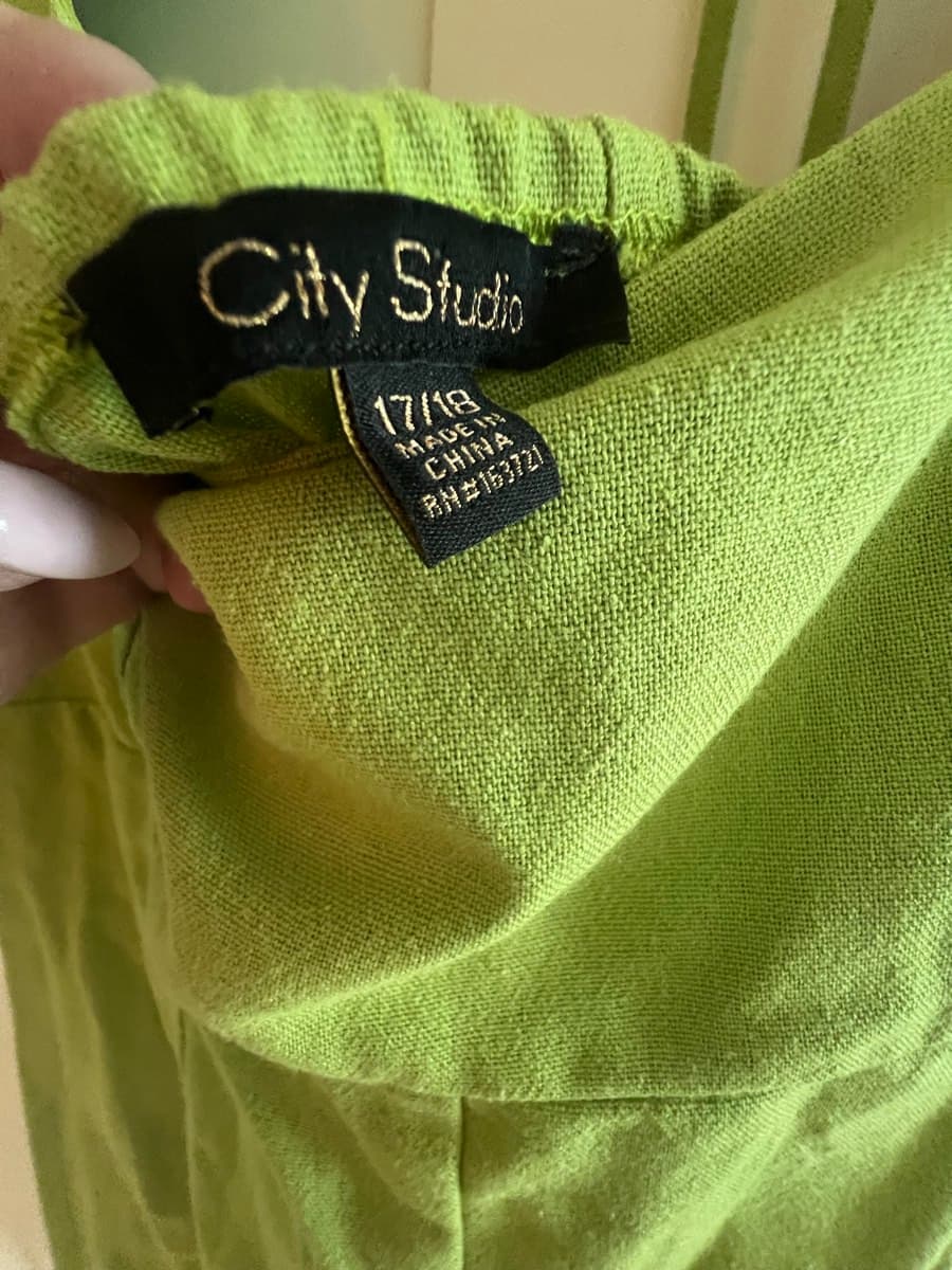 Lime Green Puff-Sleeve Dress thumbnail 3