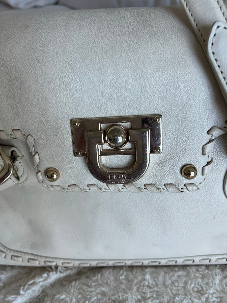 DKNY Cream Leather Handbag thumbnail 2