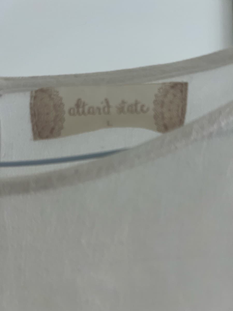 White Long-Sleeve Lace Blouse thumbnail 2