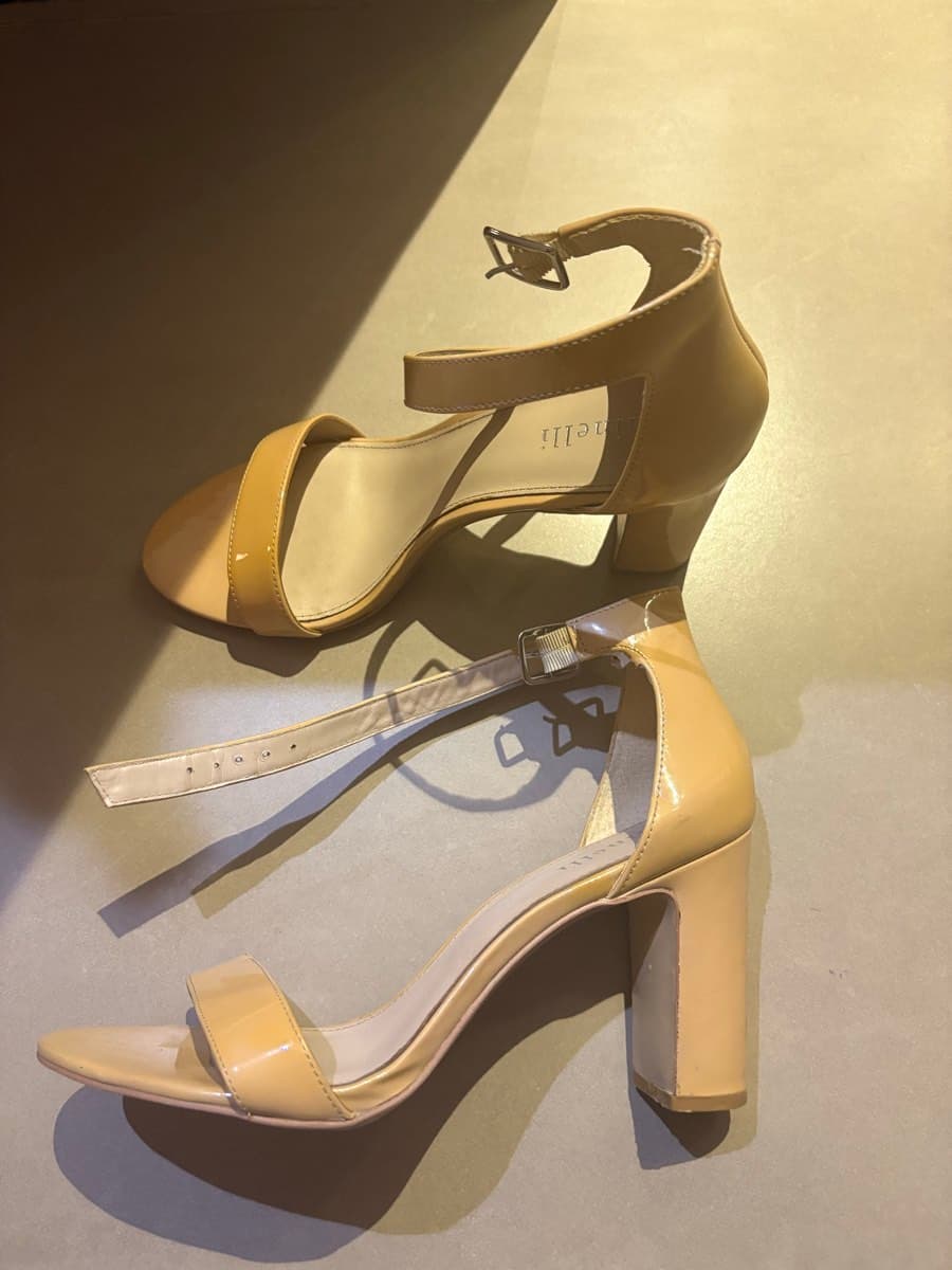 Minelli Patent Leather Heels thumbnail 3