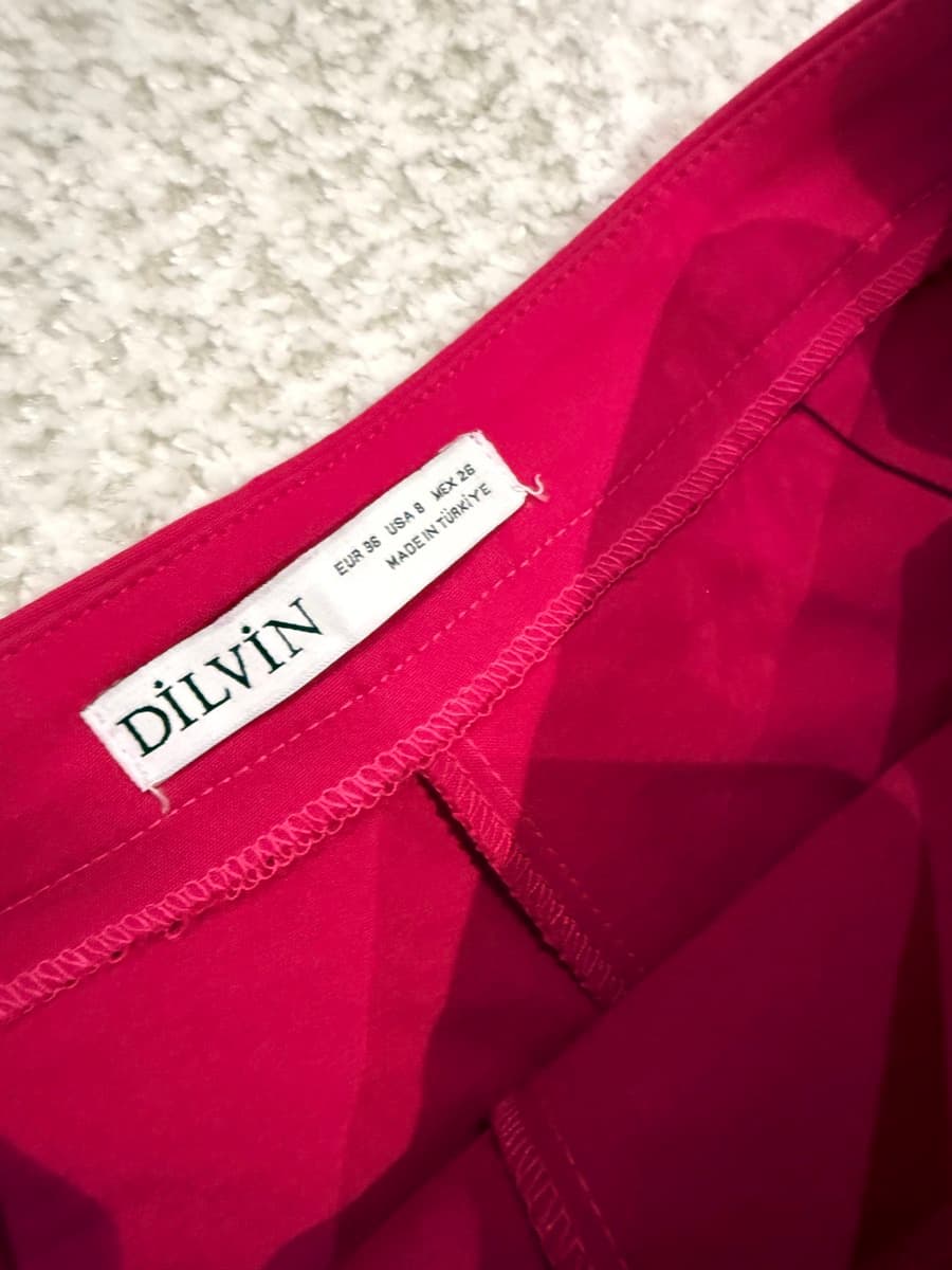 Fuchsia Double woman Shorts thumbnail 2