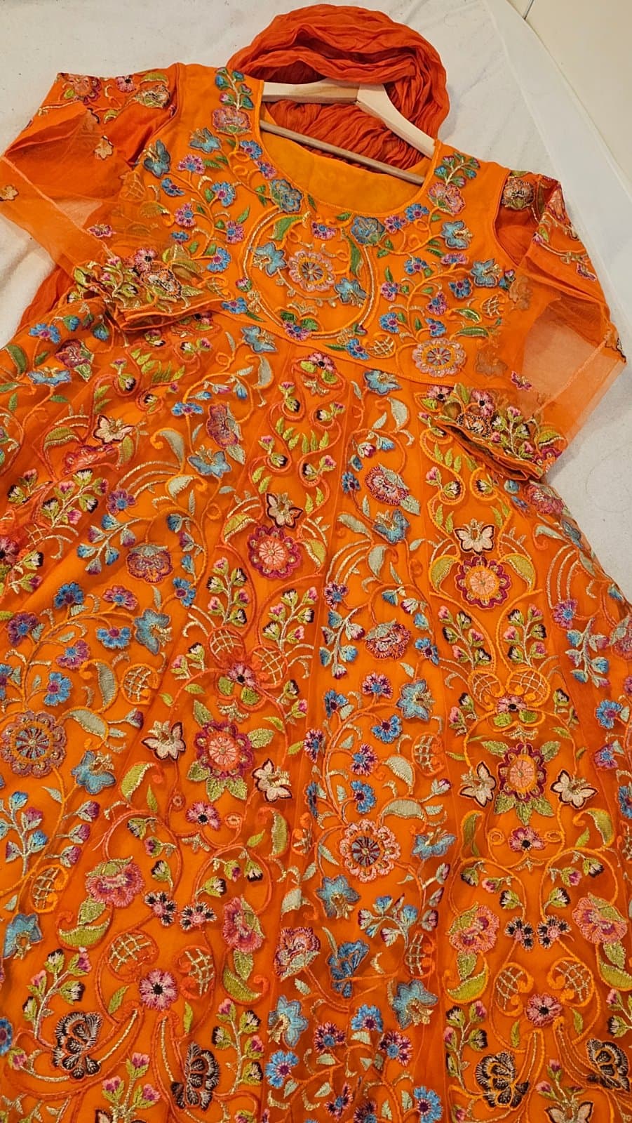 Stunning long Formal luxury maxi - perfect for party wear thumbnail 2
