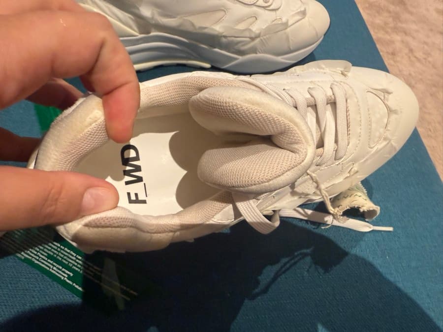 Off-White White Sneakers thumbnail 3