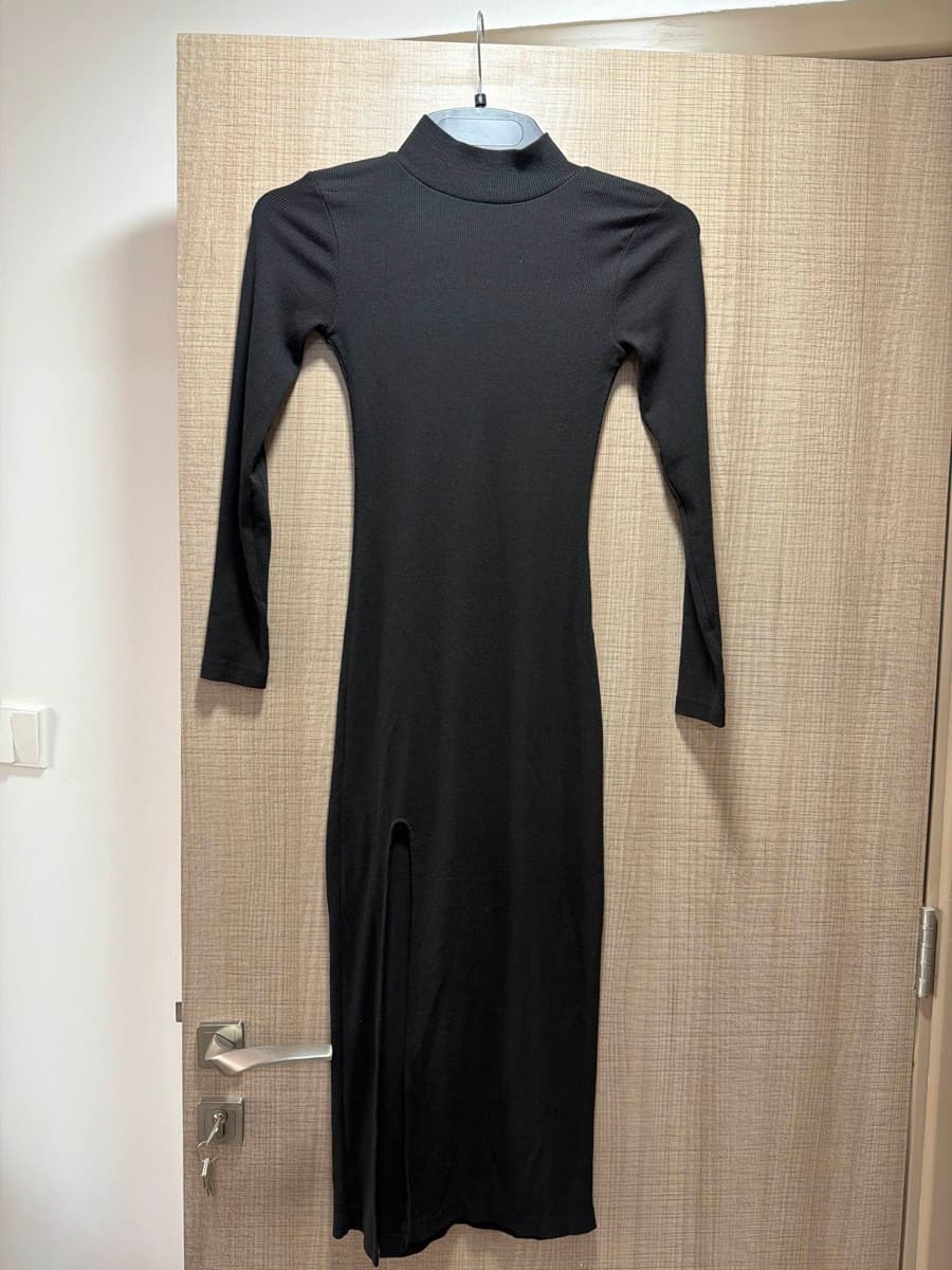 Black Ribbed Midi Dress