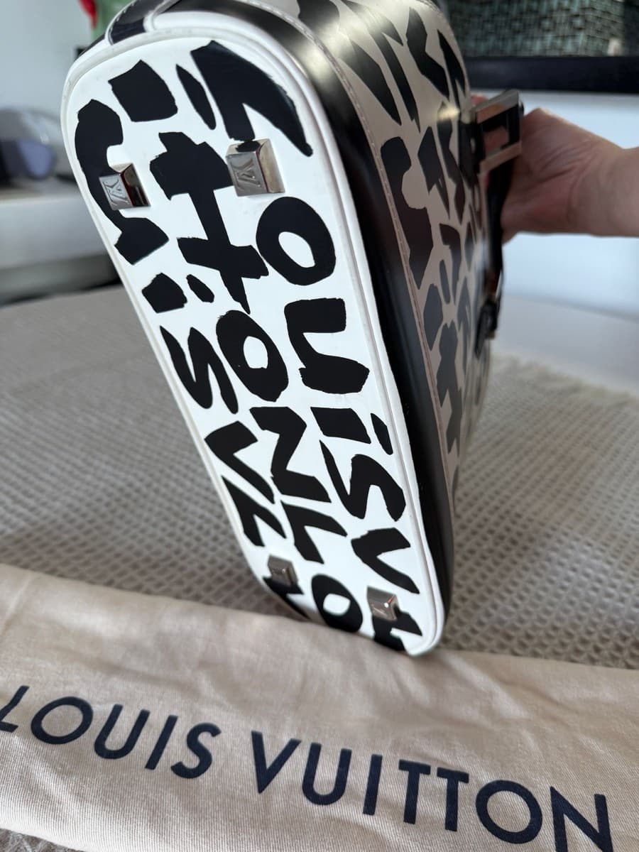 Louis Vuitton Alma Graffiti Bag thumbnail 2