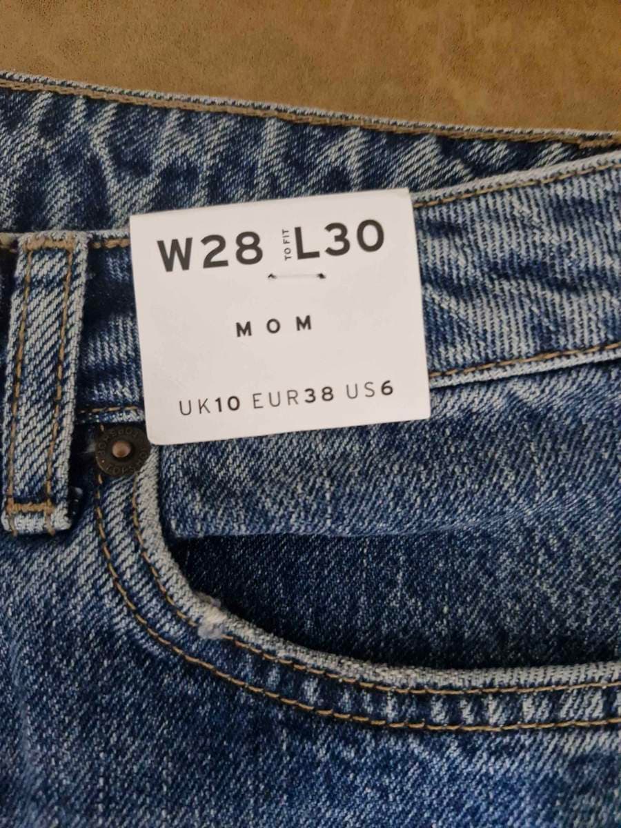 TOPSHOP Mom Blue Distressed Denim Jeans thumbnail 7