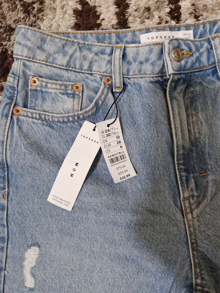 TOPSHOP Mom Light Wash Distressed Jeans thumbnail 3