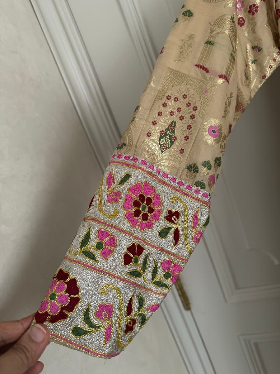 Luxury Indian Art Silk Mukhawar – Beige Gold – Worn Once thumbnail 5