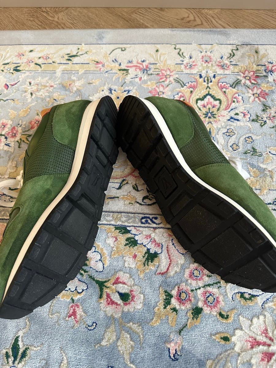 Louis Vuitton Green Suede Sneakers thumbnail 2