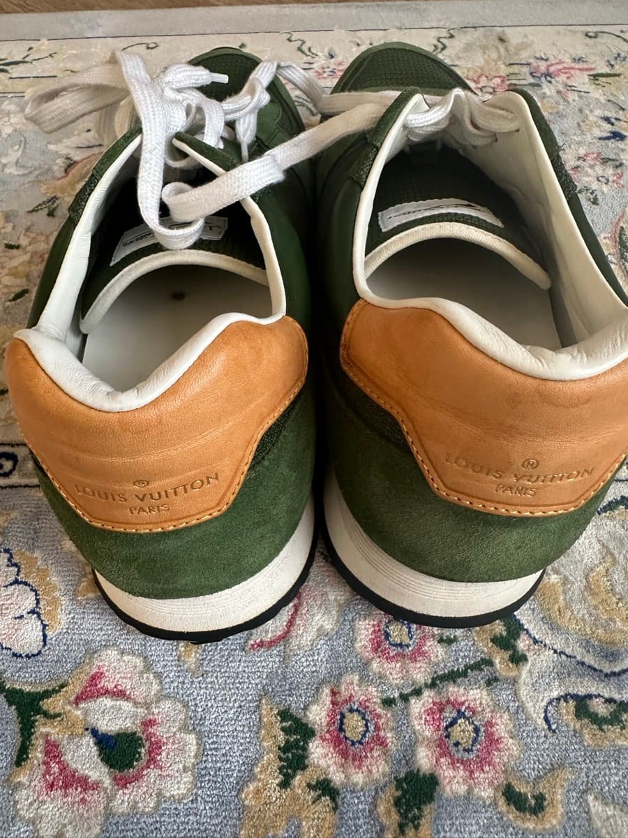 Louis Vuitton Green Suede Sneakers thumbnail 6