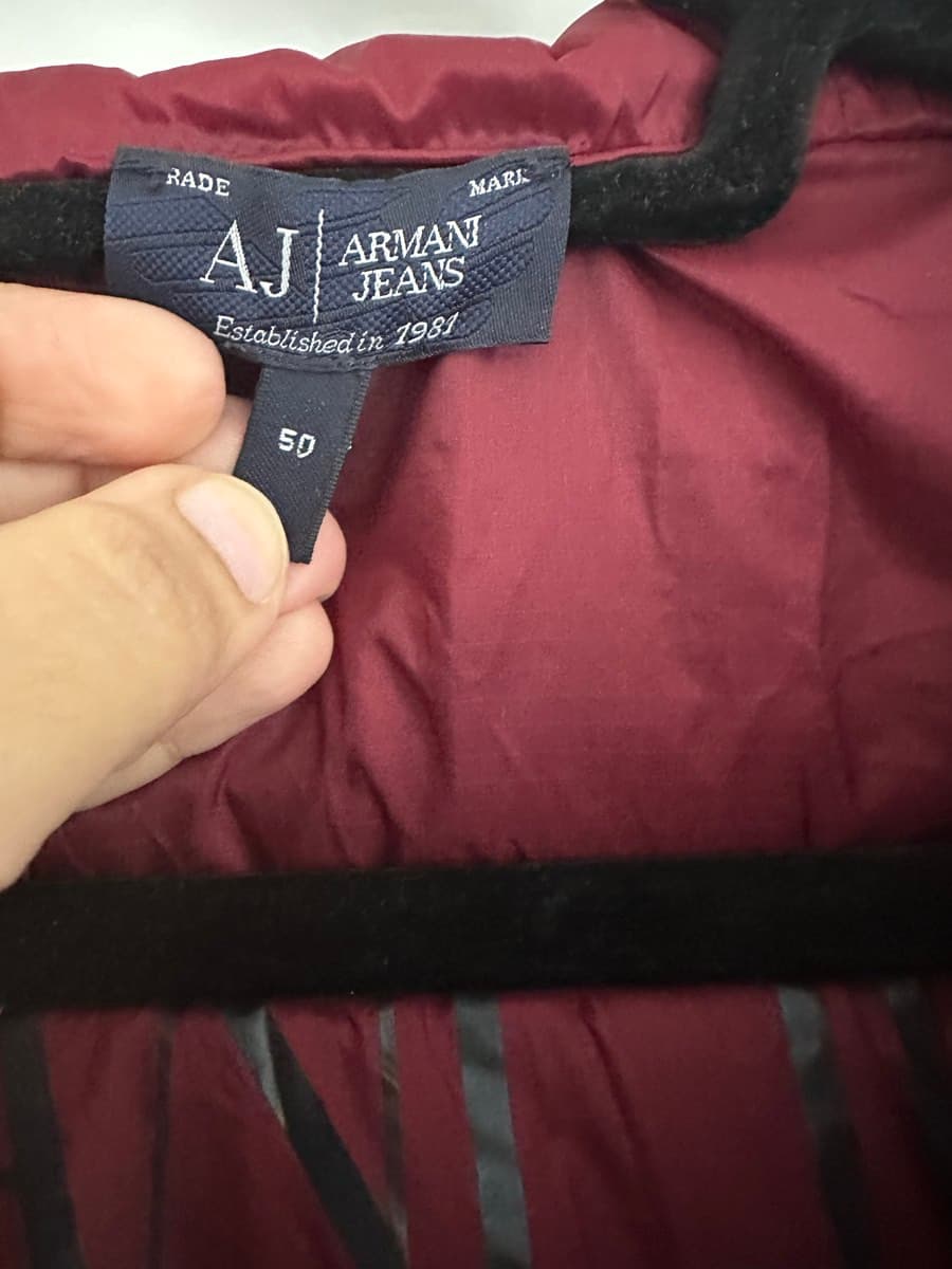 Authentic Armani Jeans Reversible Puffer Jacket Black/Red – Size M / EU 50 thumbnail 7