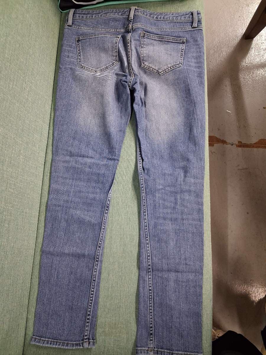 Blue Distressed Denim Jeans thumbnail 4