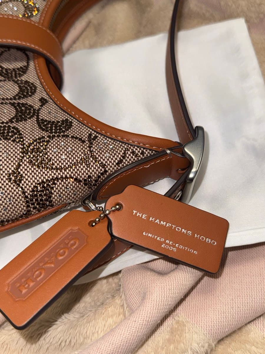 Hamptons Hobo Bag In Crystal Signature Jacquard thumbnail 6