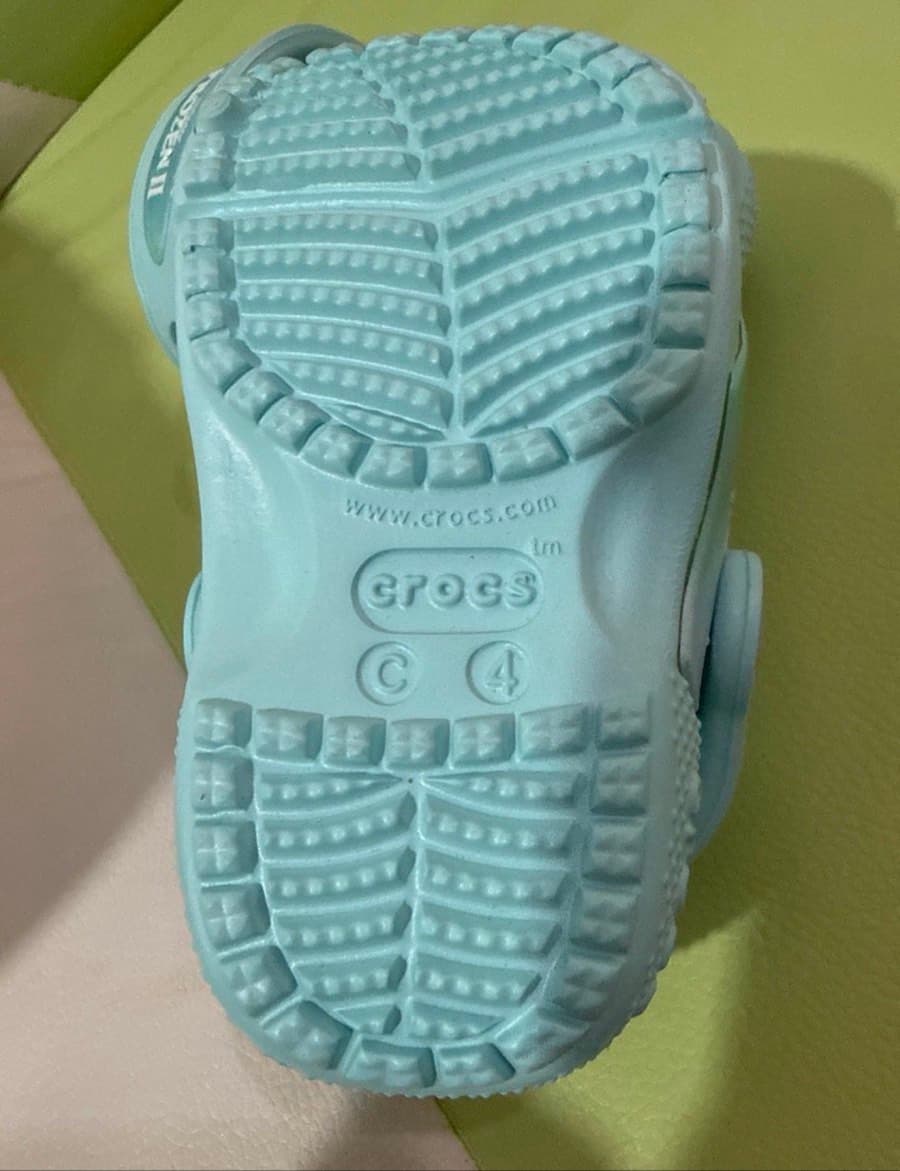 Disney Frozen II Clogs thumbnail 3