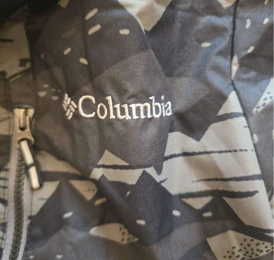 Columbia Hooded Puffer Jacket age 6/7 thumbnail 3
