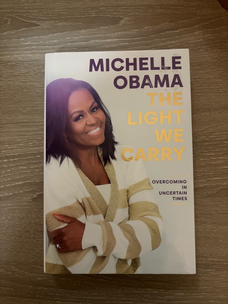 Michelle Obama The Light We Carry