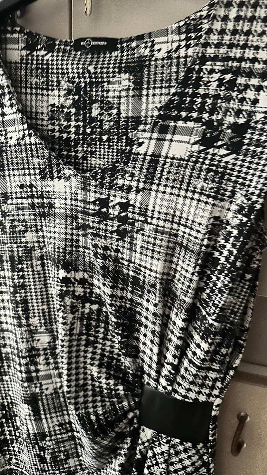 Mosquitos Ruched Midi Dress thumbnail 3