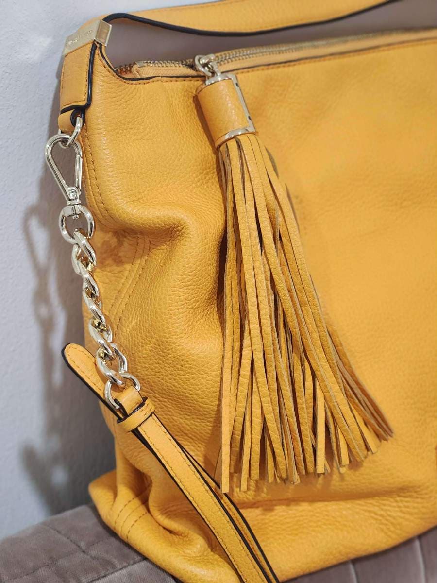 Michael Kors Leather Shoulder Bag thumbnail 3