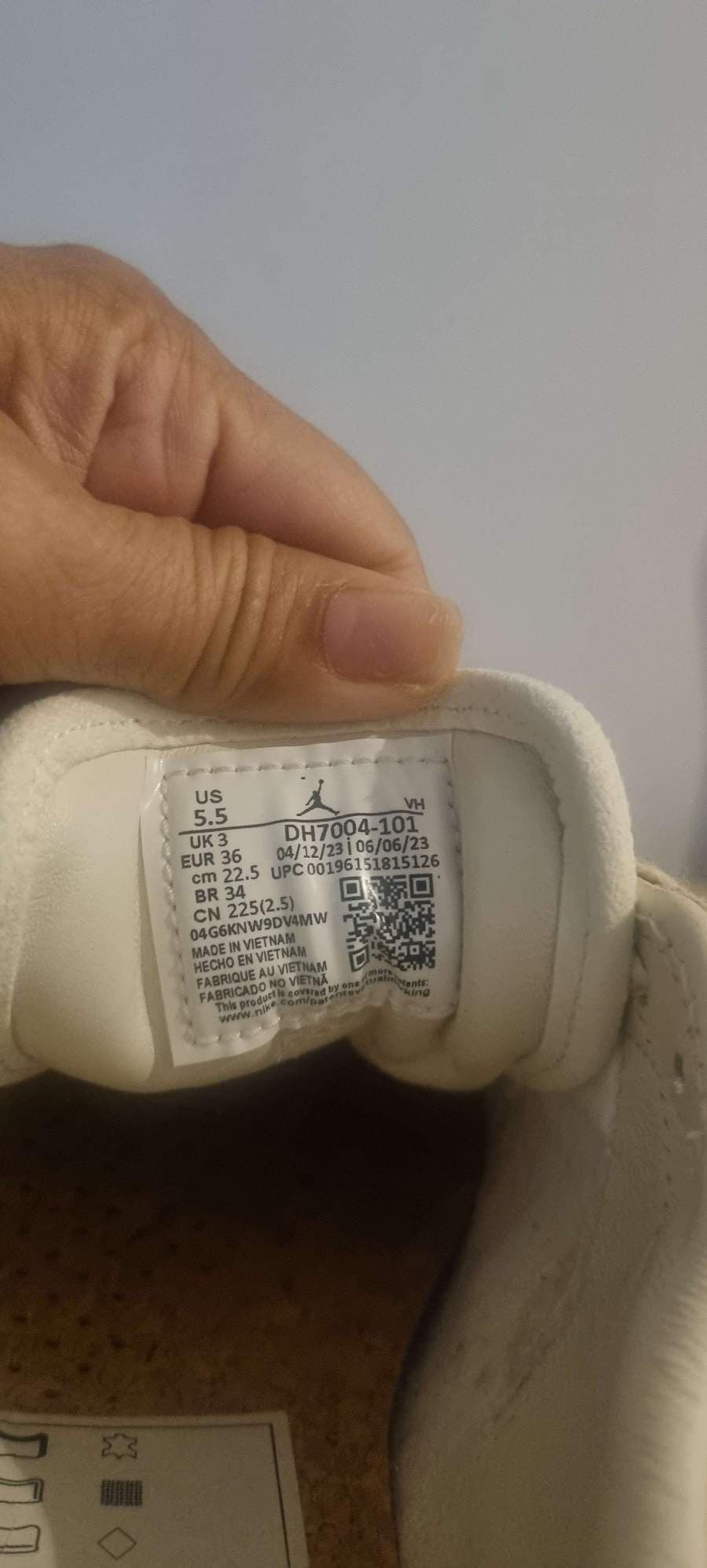Cream Suede Platform Sneakers thumbnail 3