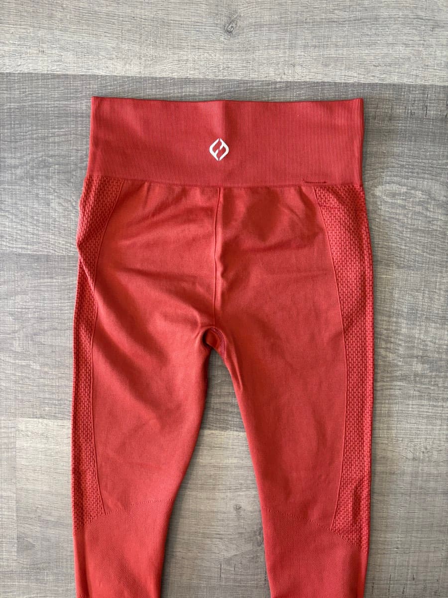 HYBRYD Activewear Set thumbnail 5