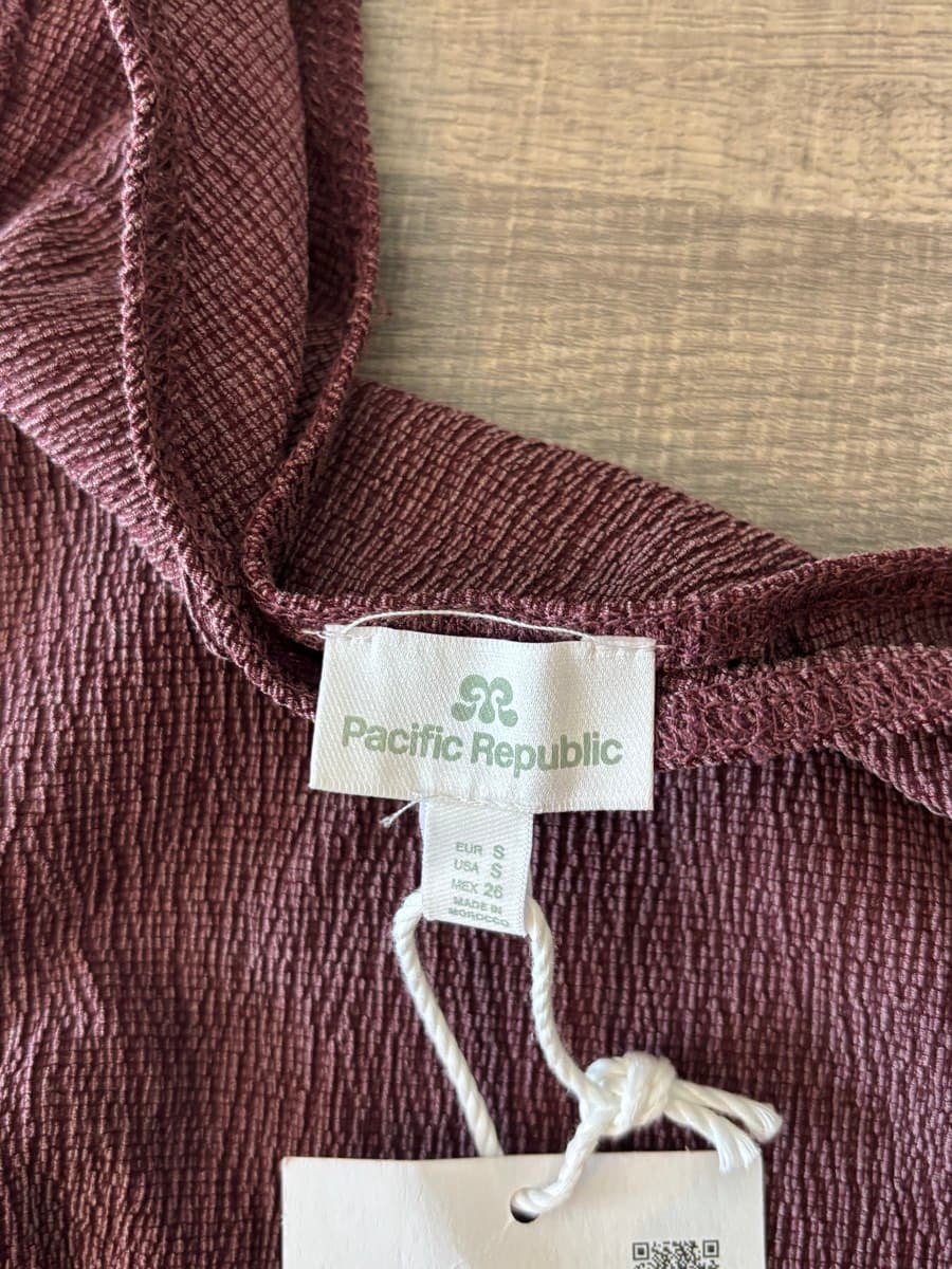 Textured One-Shoulder Top thumbnail 2