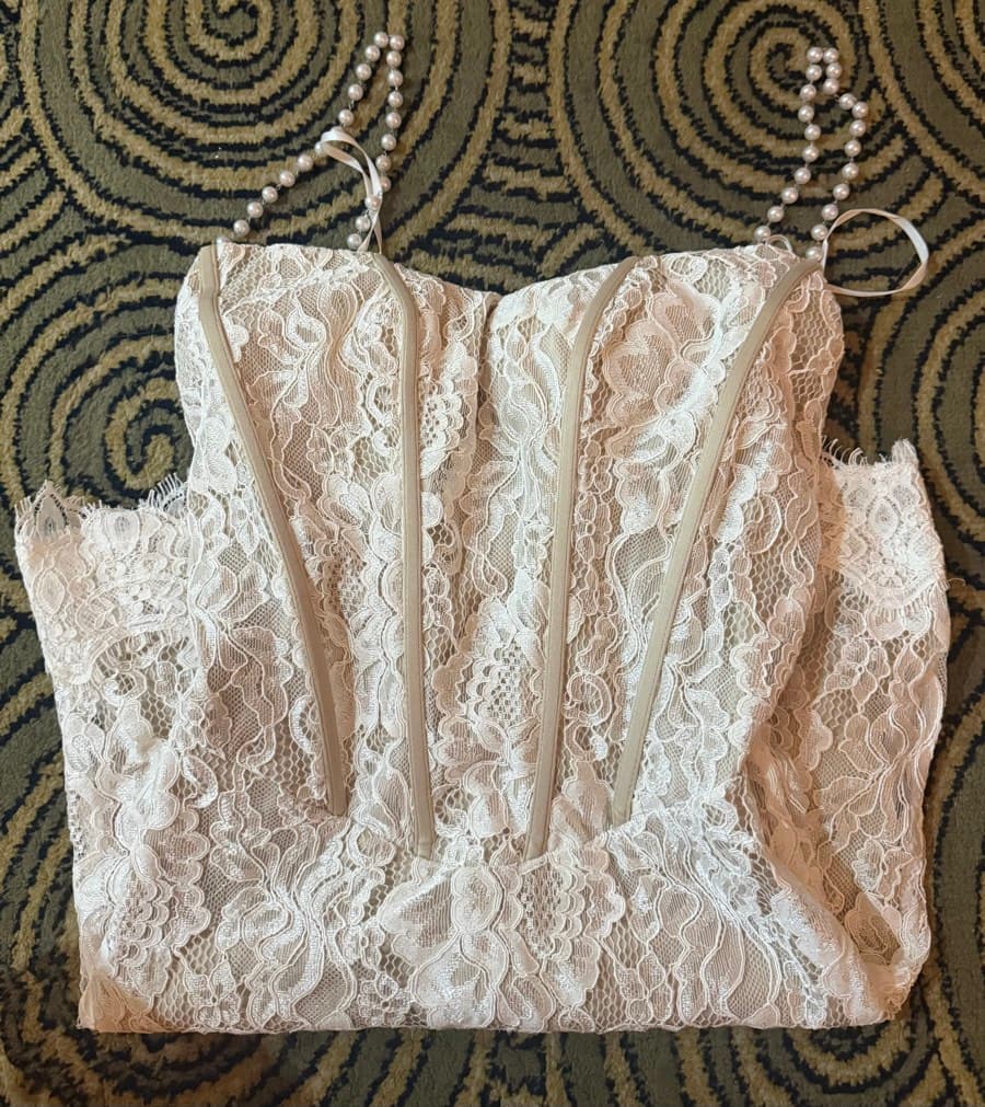 NEW Boutique White Lace Pearl Strap cocktail Summer Evening Beach Dress thumbnail 2