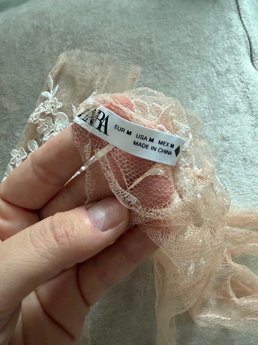 Semi-Sheer Embroidered Gloves thumbnail 3