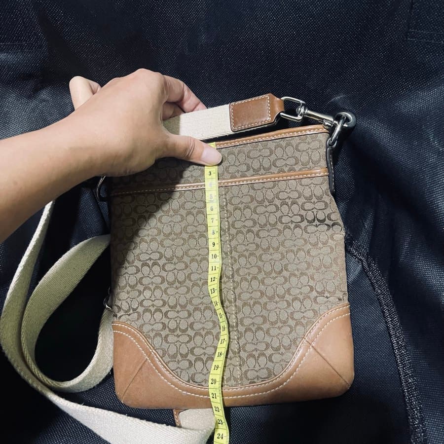 Coach Signature Swingpack Crossbody Bag thumbnail 5