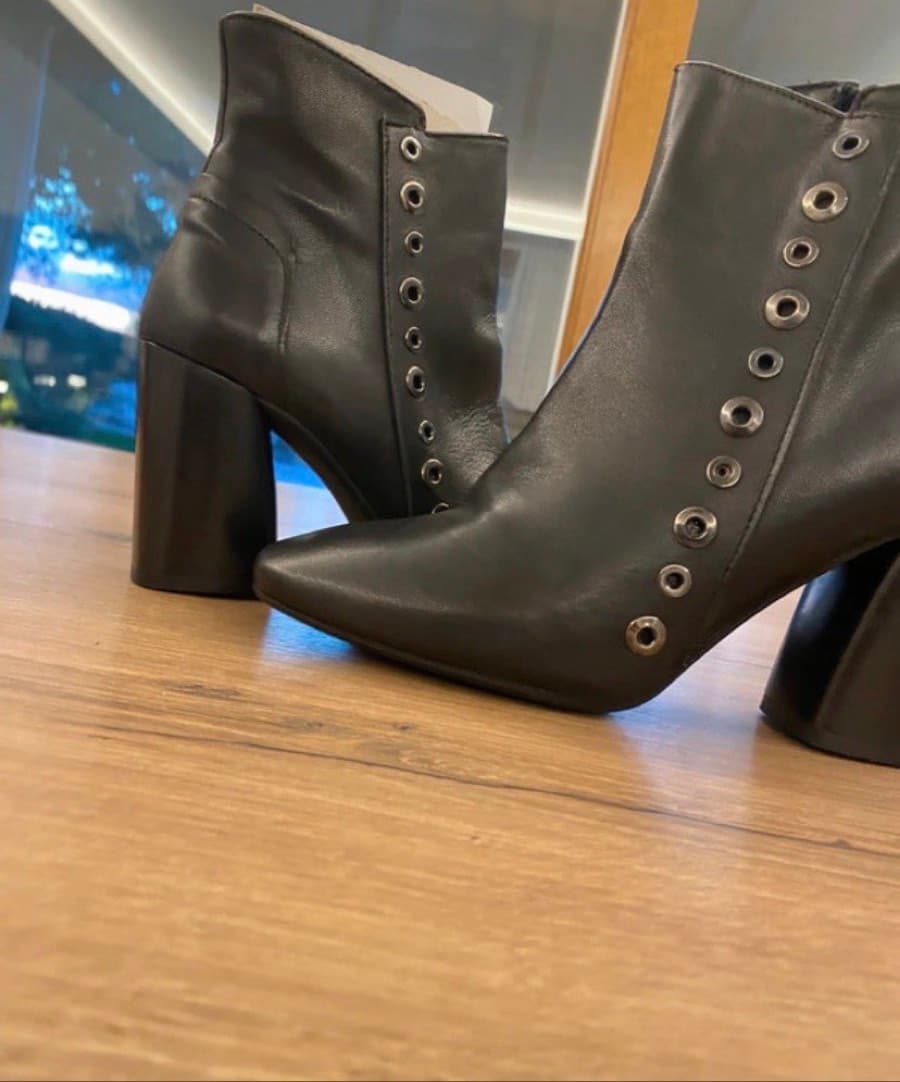Divine Follie Italian Leather Heeled Ankle Boots – NEW – Size 38 thumbnail 5