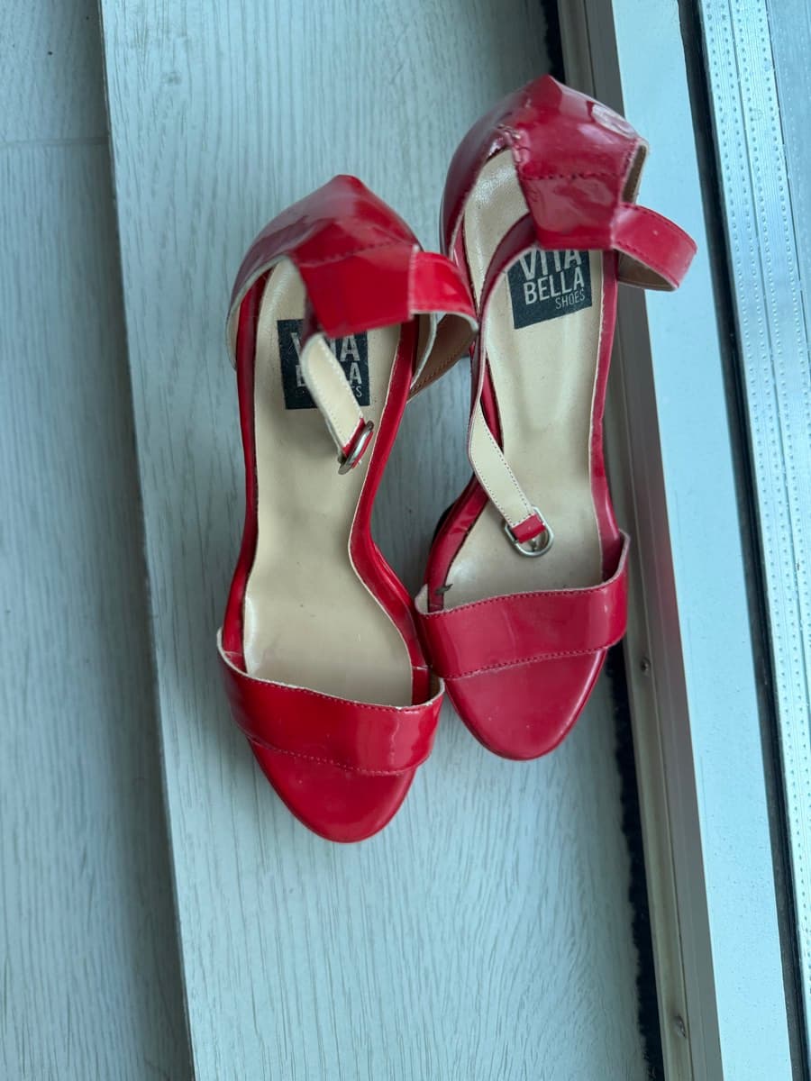 Vita Bella Red Patent Heels