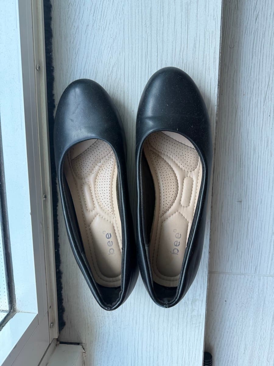 Work shoes thumbnail 2