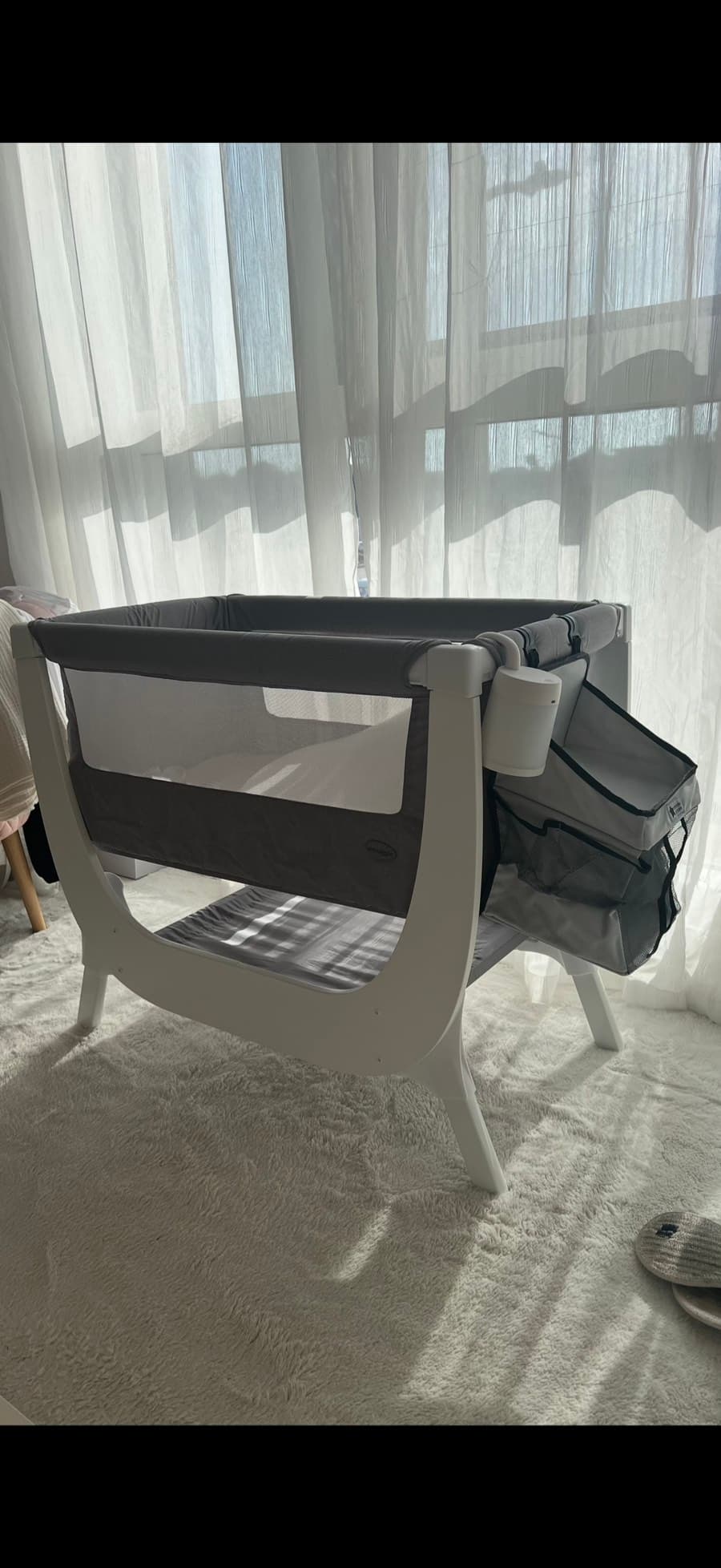 Shnuggle Grey Baby Bassinet and cot