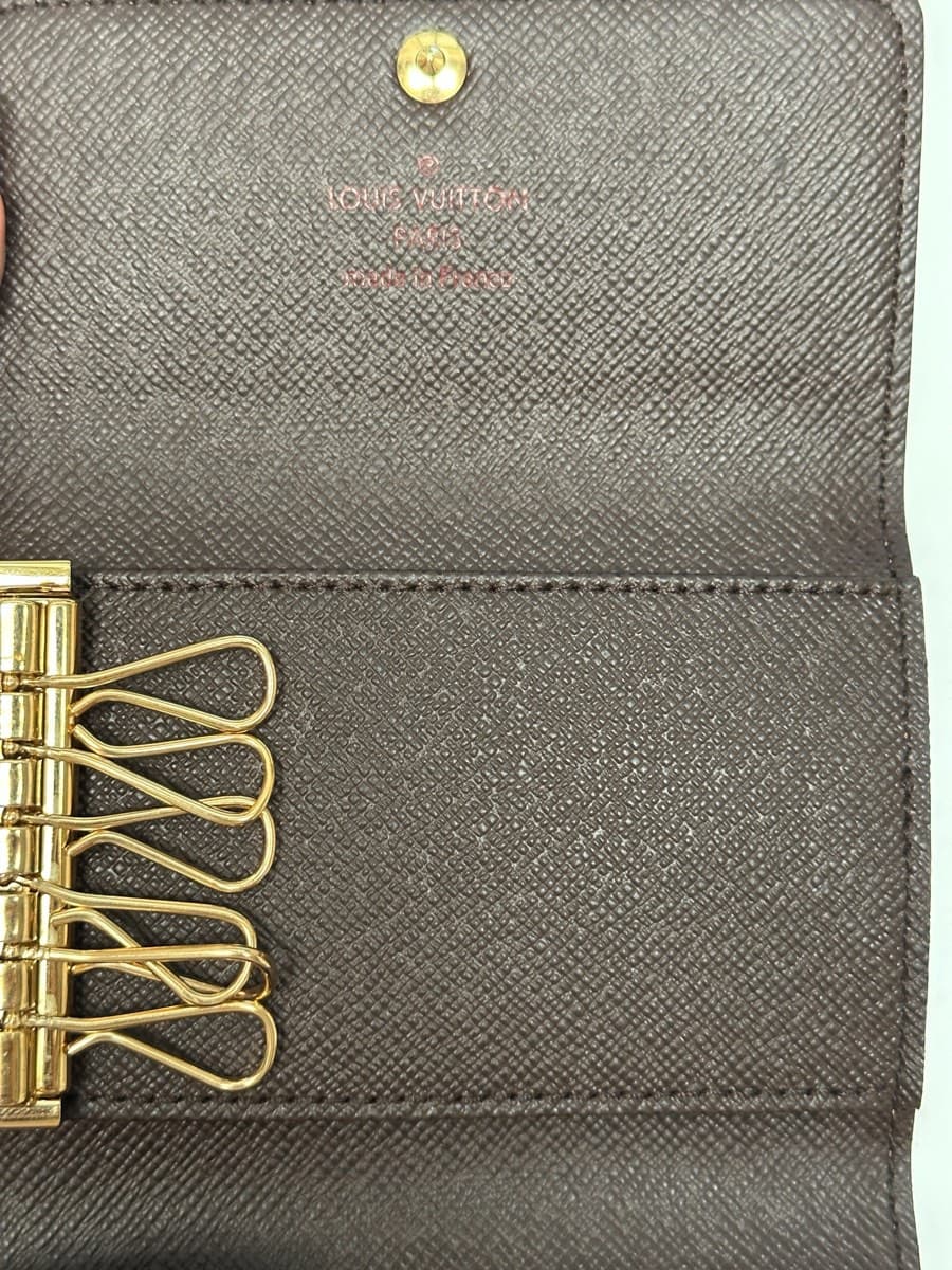 Louis Vuitton Damier Key Holder thumbnail 4
