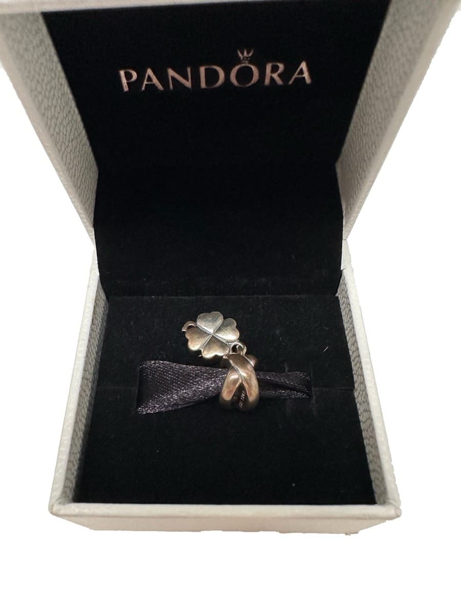 Pandora Four-Leaf Clover Charm thumbnail 2