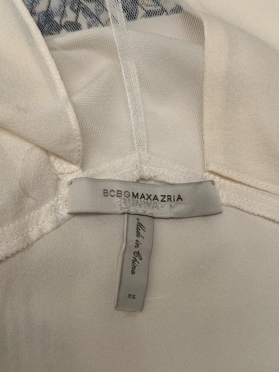 BCBG Max Azria Silk Printed Asymmetrical Hem Top thumbnail 8