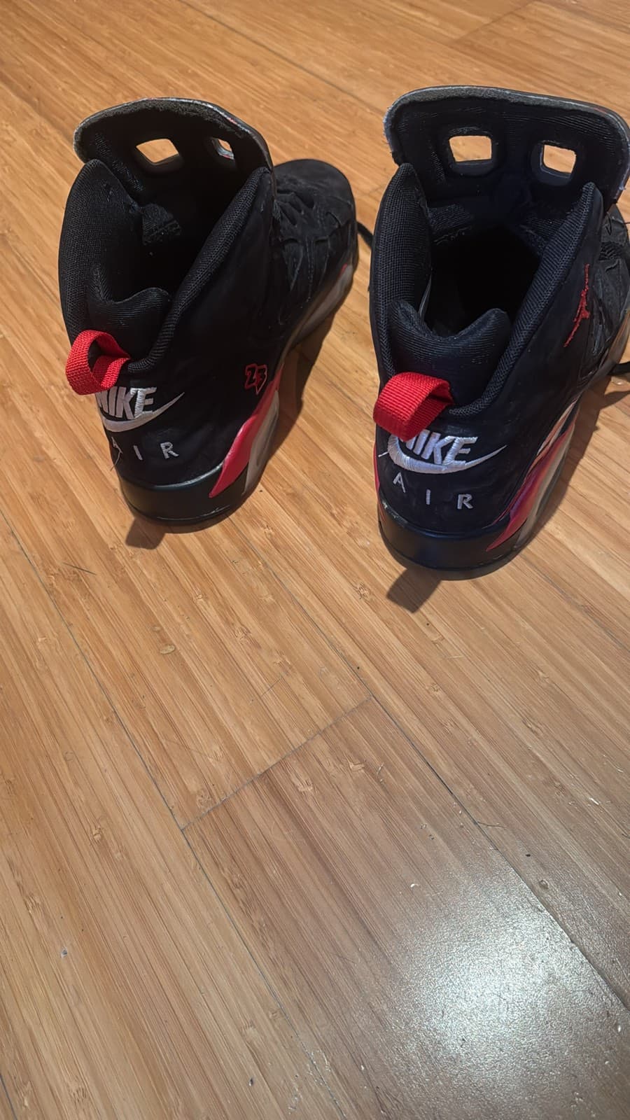 Jordan 1 Mid Sneakers thumbnail 8