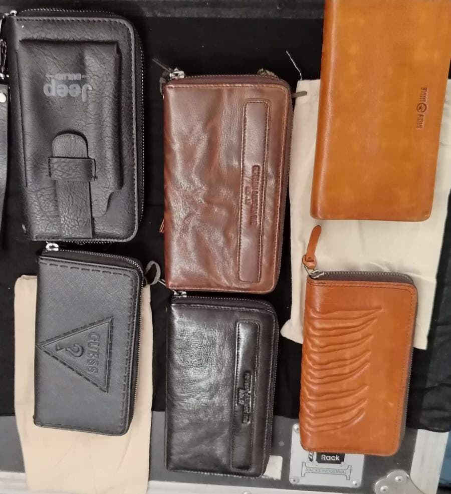 Branded Logo Wallet brand new thumbnail 4