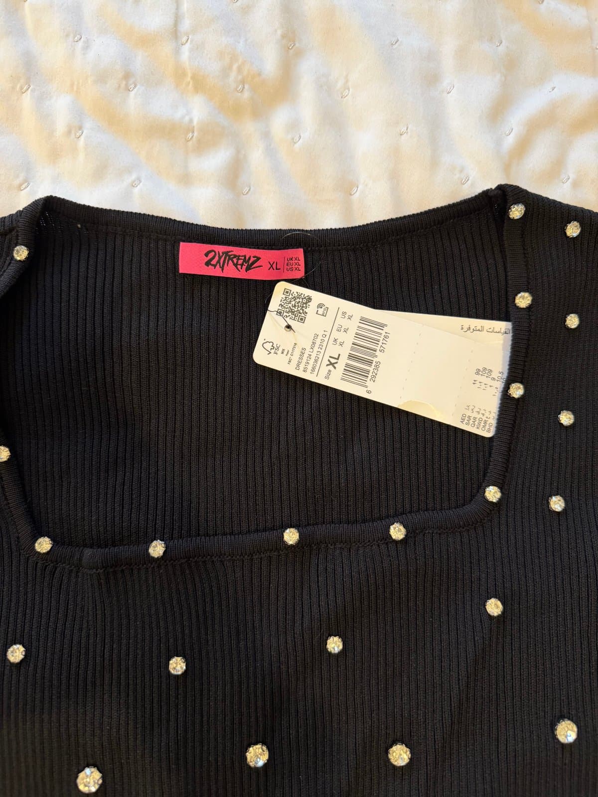 Black Ribbed Midi Dress with Crystal Embellishments – Size XL thumbnail 3