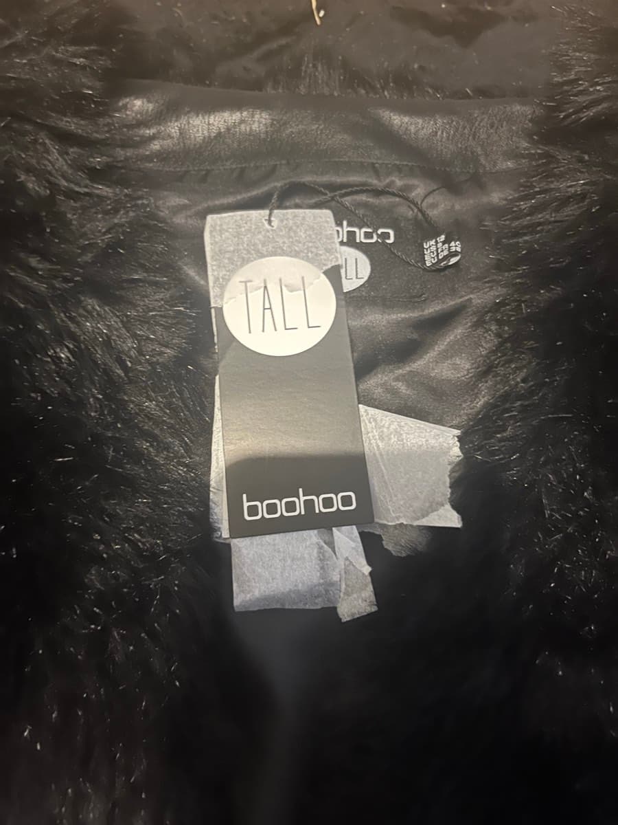 Boohoo Black Faux Fur Coat thumbnail 2