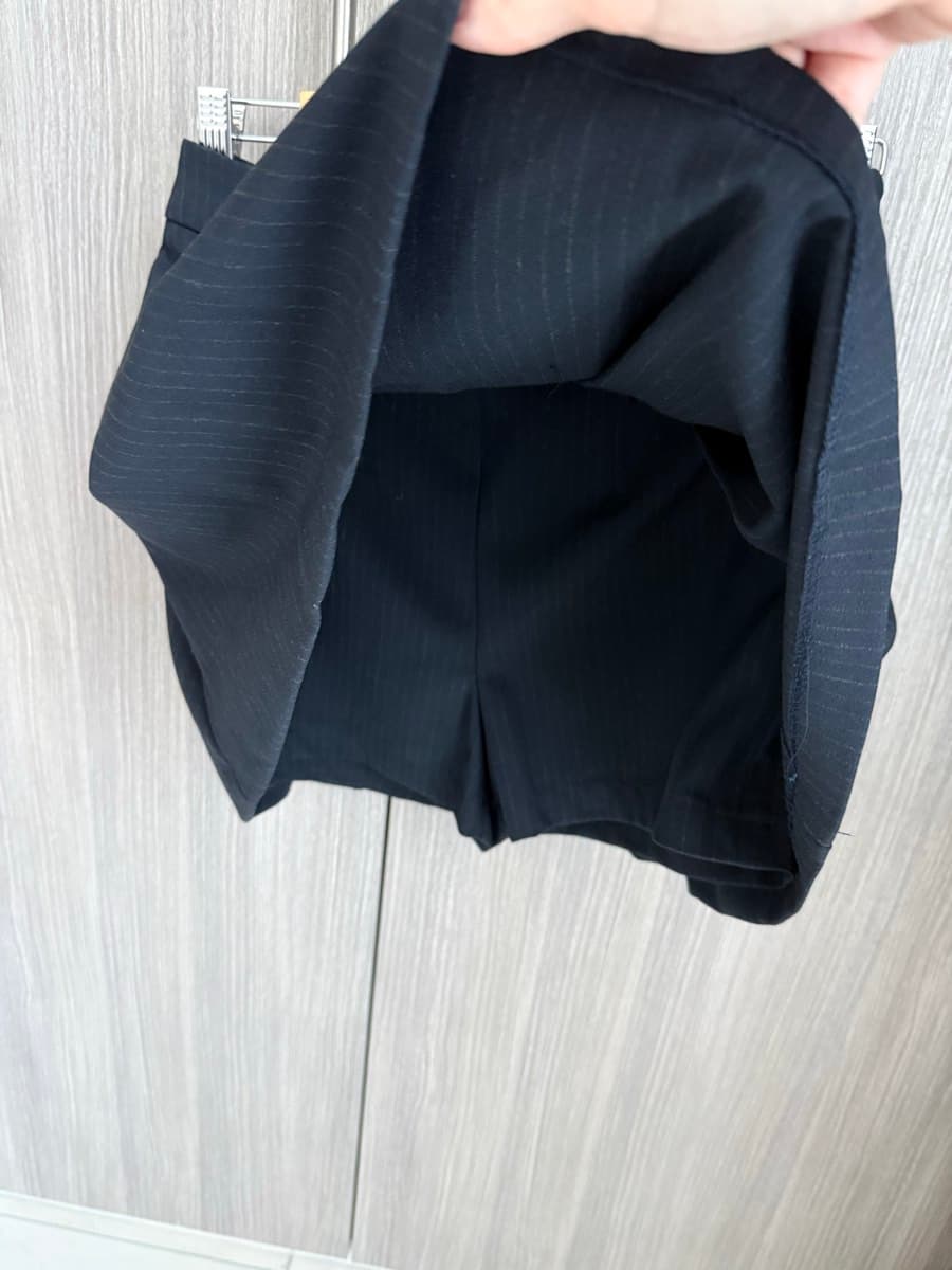 Black Pinstripe Pleated Mini Skirt thumbnail 3
