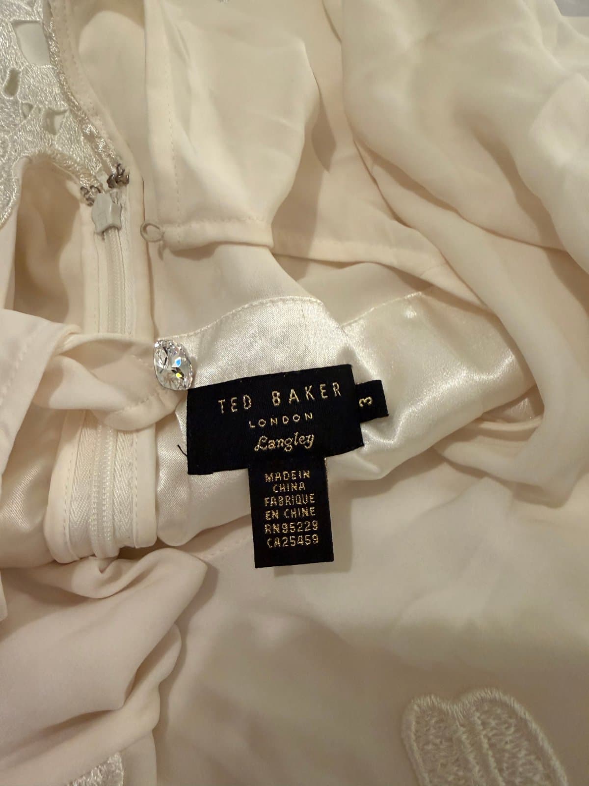 Ted Baker Ivory Floral Lace Midi Dress – Size 3 🤍 thumbnail 2