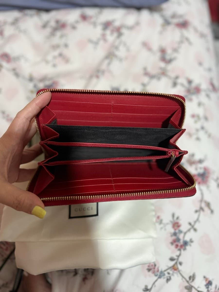 Gucci GG Supreme Wallet thumbnail 2