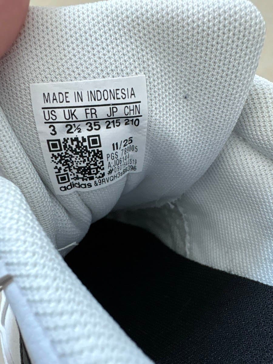 Adidas White Striped Sneakers thumbnail 3