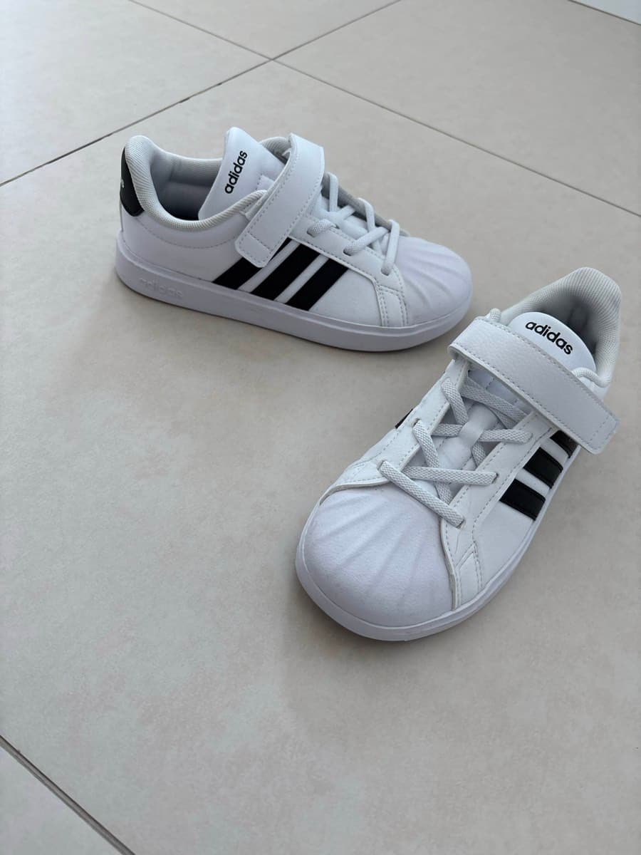 Adidas White Striped Sneakers thumbnail 2