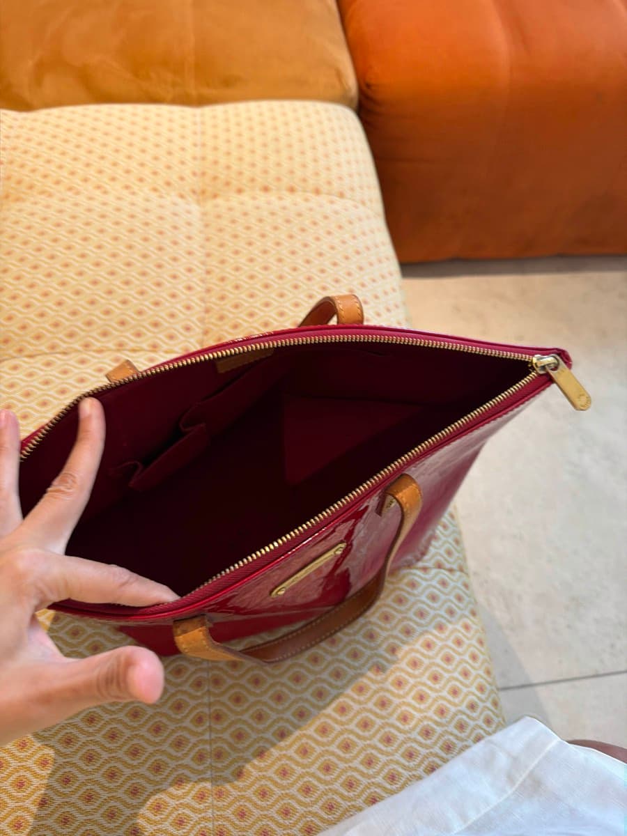 Louis Vuitton Monogram Vernis Bag thumbnail 2