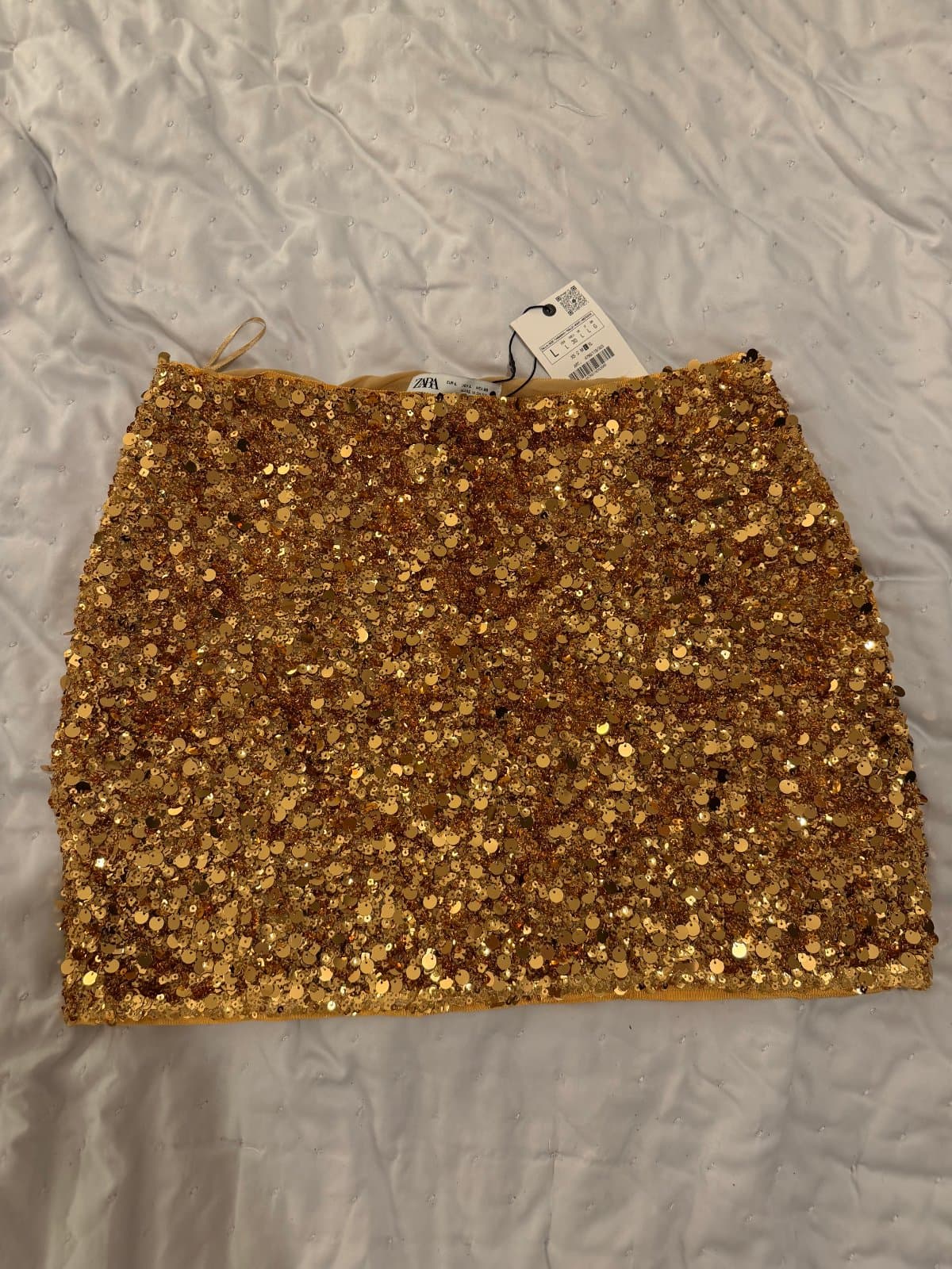 ZARA Gold Sequin Embellished Mini Skirt – Size L – BRAND NEW WITH TAGS thumbnail 3